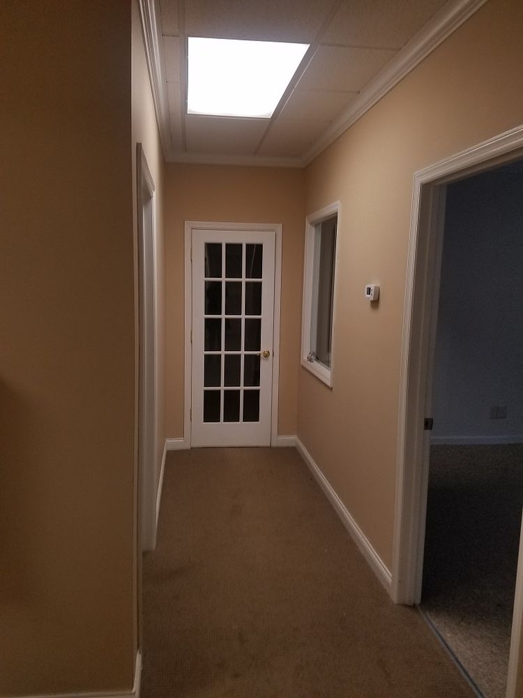 Office Available off Northshore Drive